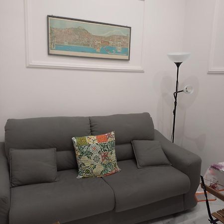 Luisa'S Apartment Napoli Dış mekan fotoğraf