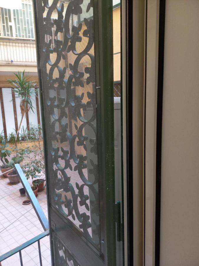 Luisa'S Apartment Napoli Dış mekan fotoğraf